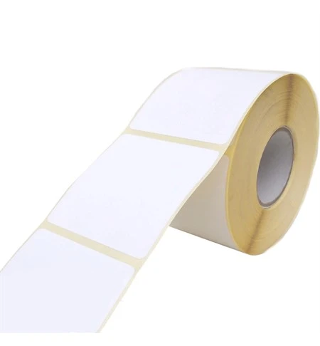 SATO P53010007800 – Valkoinen Top Thermal -suoralämpöpaperietiketti, 57 × 32 mm, pysyvä liima, 2 100 etikettiä/rulla, 12 rullaa/pakkaus