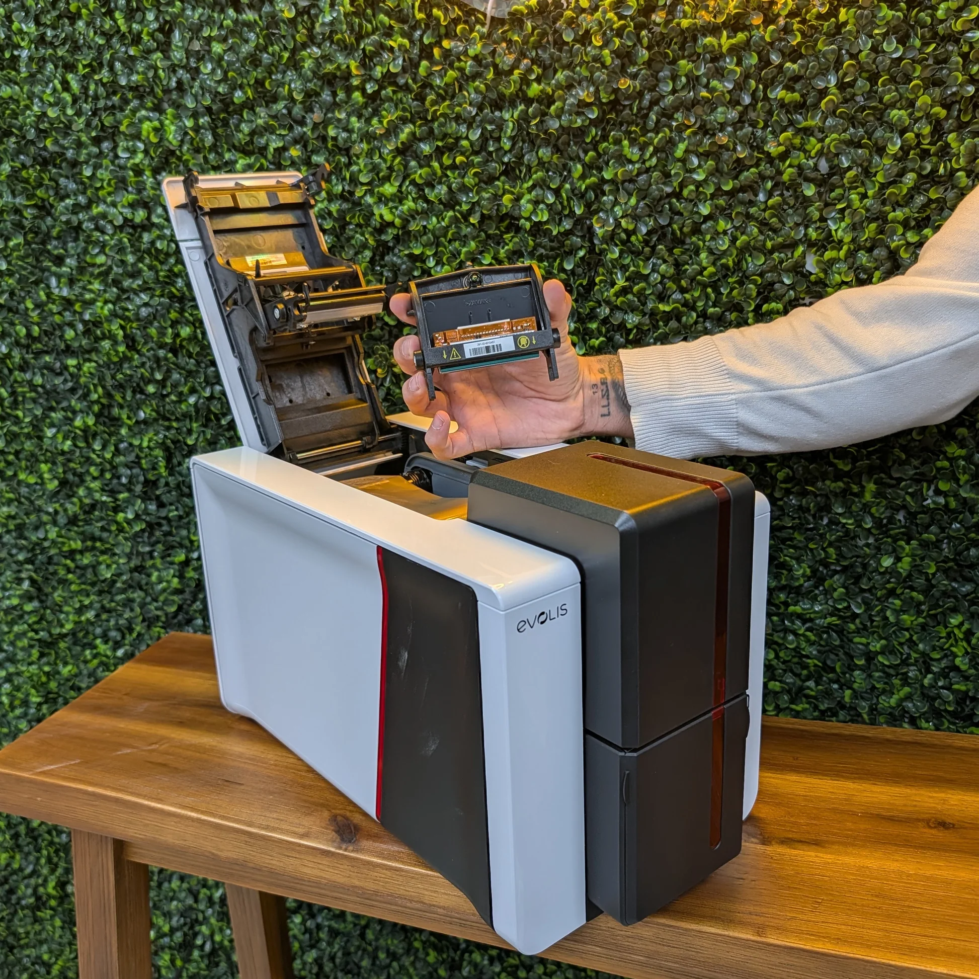 Evolis S10381 – alkuperäinen 300 dpi tulostuspää Primacy 2 -korttitulostimeen - Image 2
