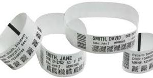 Zebra 10005008 Z-Band Direct adhesive closure, 25 x 279mm for adults, 200/Roll, Core: 25.4mm, Colour: White, 200/roll, 6/box