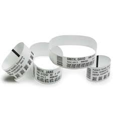 Zebra 10019015, Z-Band Ultrasoft, adhesive closure, 25mmx152mm Baby size, 300/Roll, Black Mark Sensing, Core: 25.4mm, Colour: White