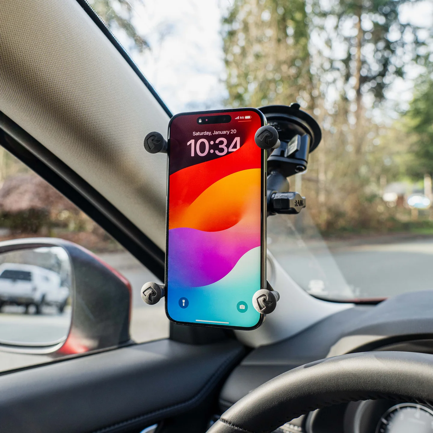 Zebra 3PTY-RAMB166UN10ZEU - RAM Spring-loaded X design securely holds TC devices, includes a tether, RAM Twist-Lock suction cup, adjustable arm, and durable marine-grade materials. - Image 4