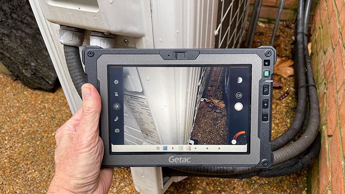 Getac Z8A7FHGB1DXC - ZX80 - Qualcomm QCS6490, 8" With Webcam, Android 13 + 12GB RAM + 256GB Storage, Barcode Reader, Sunlight Readable (WUXGA LCD + Touchscreen + Digitizer), USB-C AC Adapter + EU Power Cord, w/ Rear Camera + Internal Battery + Battery Bay Cover, WIFI + BT, NFC - Qualcomm QCS6490, 8" With Webcam, Android 13+12GB RAM+256GB Storage, Barcode Reader, SR( WUXGA LCD+TS+digitizer), USB-C AC Adapter+EU Power Cord, Rear Cam+Internal Battery+Battery Bay Cover, WIFI + BT, NFC - Image 4