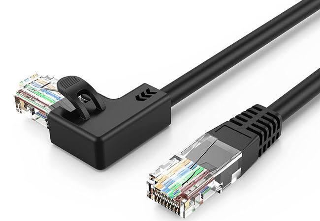 Keonn PCBLUTPCAT5RJ4MRAMST – Cat.5e UTP-verkkokaapeli, RJ45 90° / suora, musta, 3,05 m