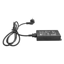 Keonn PPWS-POEI-56V-003 – 56 V / 30 W PoE-injektori VAC-muuntajalla, C14, suojatut RJ45-liittimet